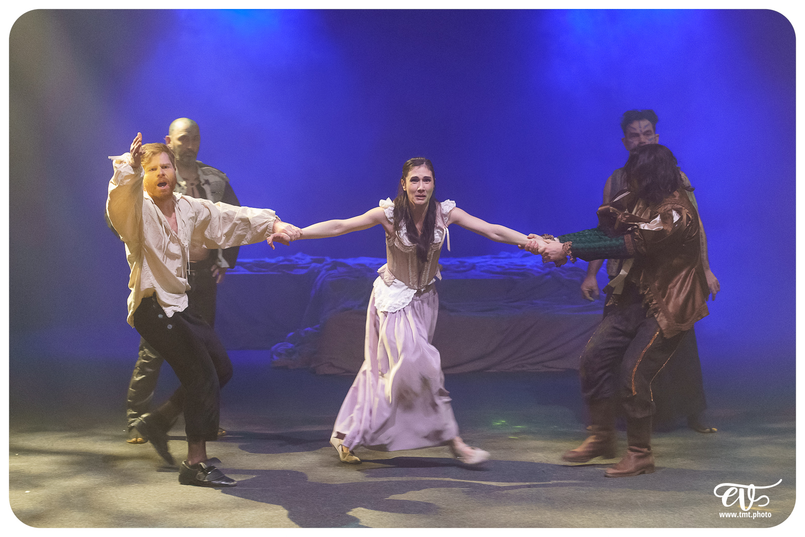 UN SONGE, UNE NUIT, L'ETE (CIE DU MATAMORE)